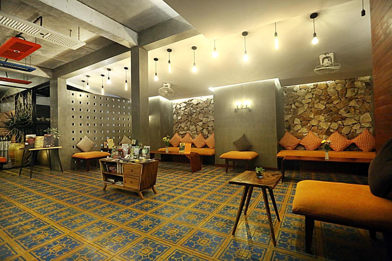 Central Corner Suite Siem Reap Esterno foto