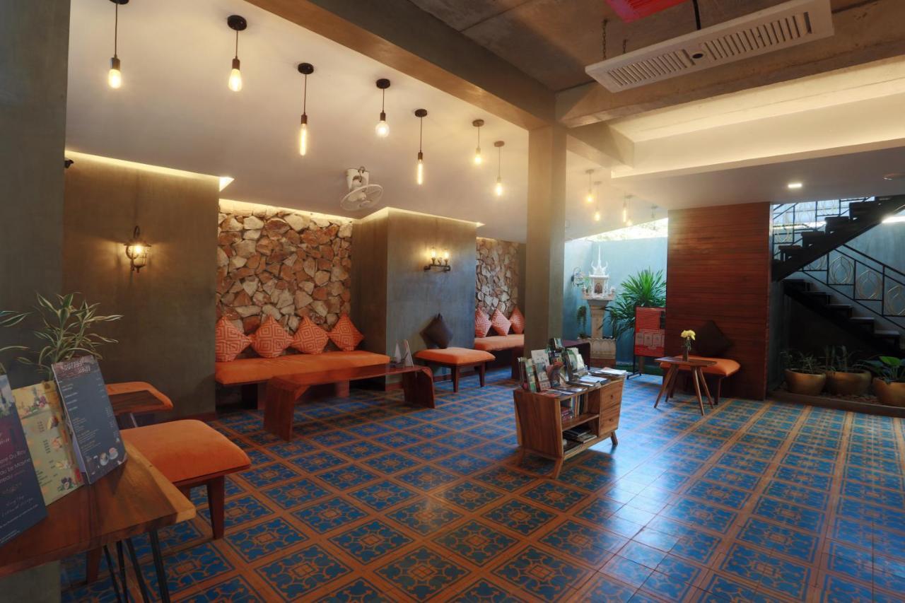 Central Corner Suite Siem Reap Esterno foto