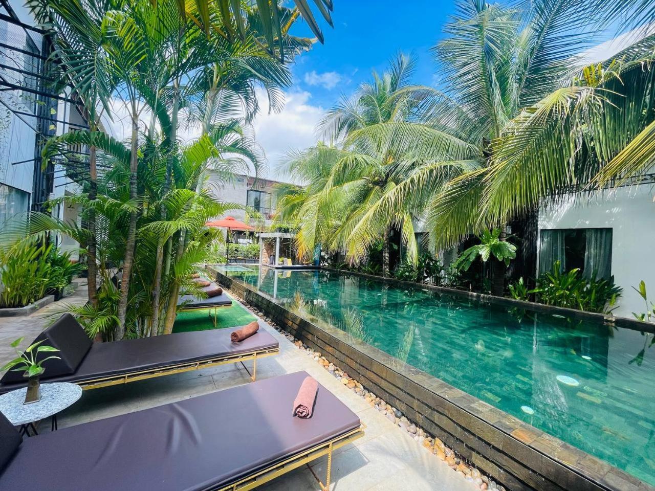 Central Corner Suite Siem Reap Esterno foto